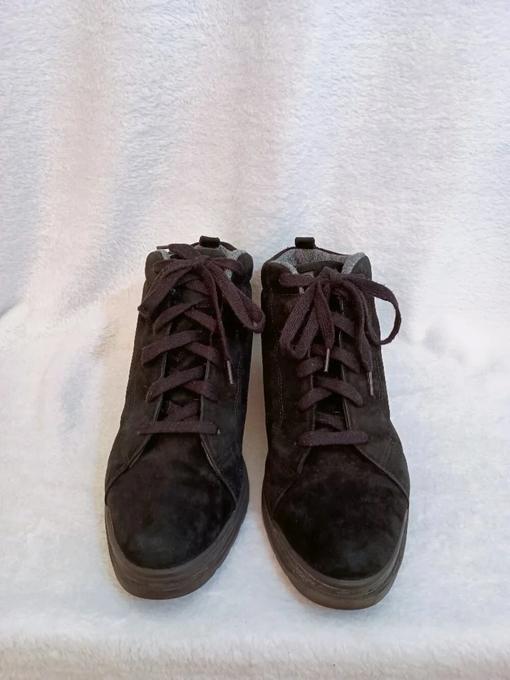 NWOB Vintage BOKS Reebok Black Suede Ankle Sneakers Boots Women's Size 10